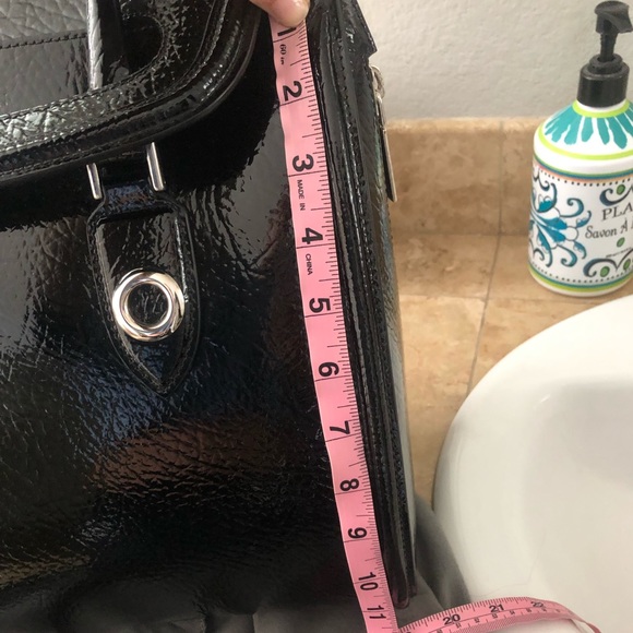 Alexander McQueen hand bag - Picture 10 of 12